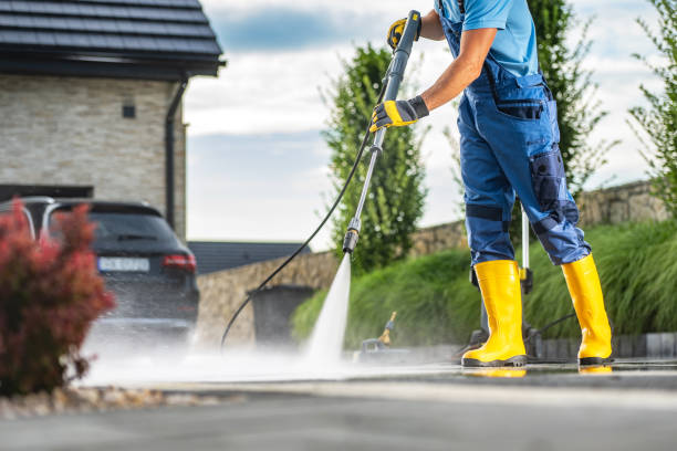 Best Gas Station Cleaning  in Zephyrhills South, FL